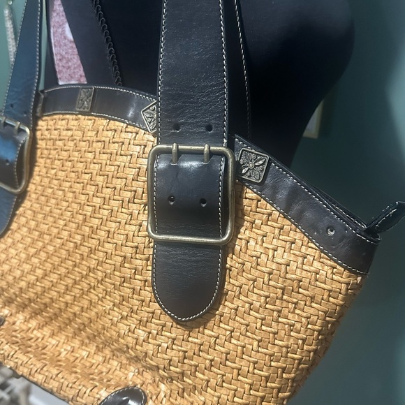 MAXX New York Tan and Black Woven Tote Bag with Leather Trim and Straps 👑 - Picture 2 of 7